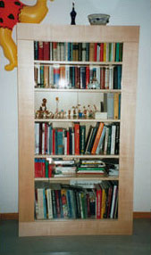  Medienschrank